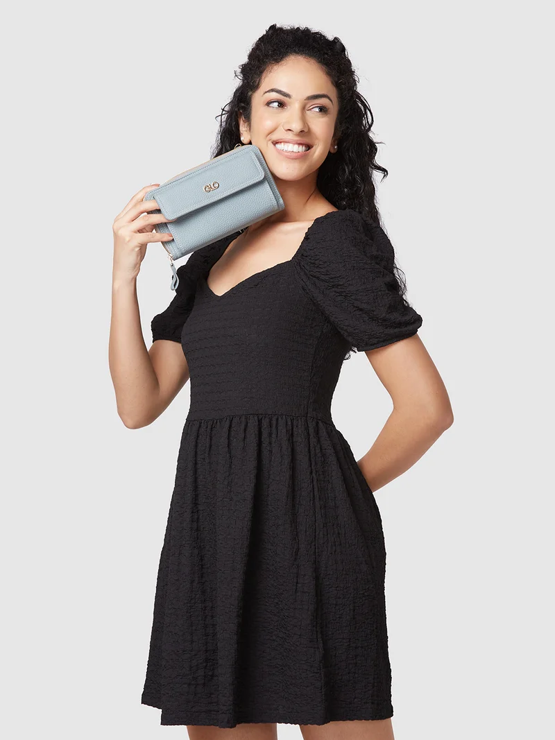 جلو باص Globus Women Blueish Grey Textured Zip Around Wallet